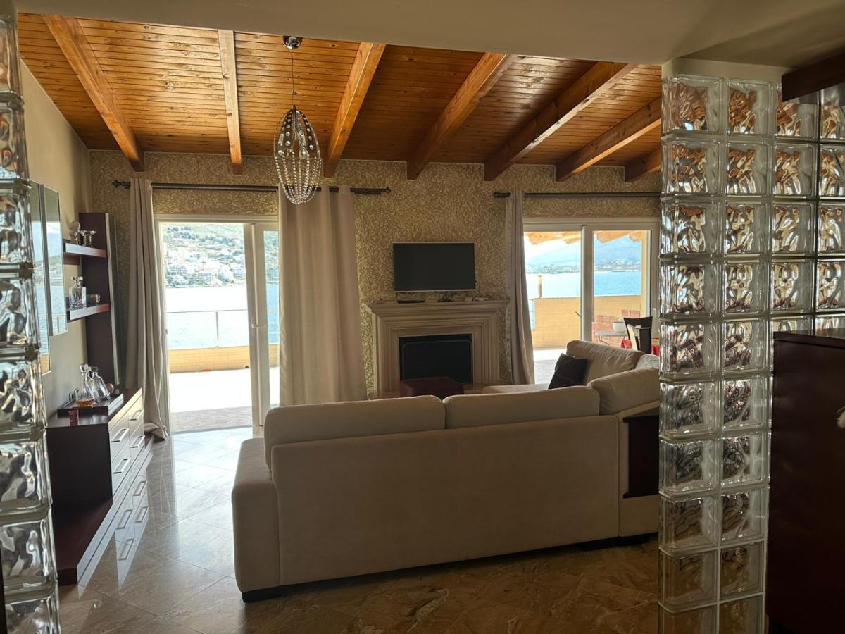 Penthouse Sea View Sarandë Exterior foto
