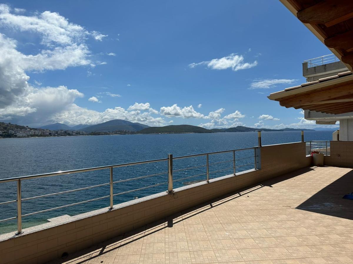 Penthouse Sea View Sarandë Exterior foto